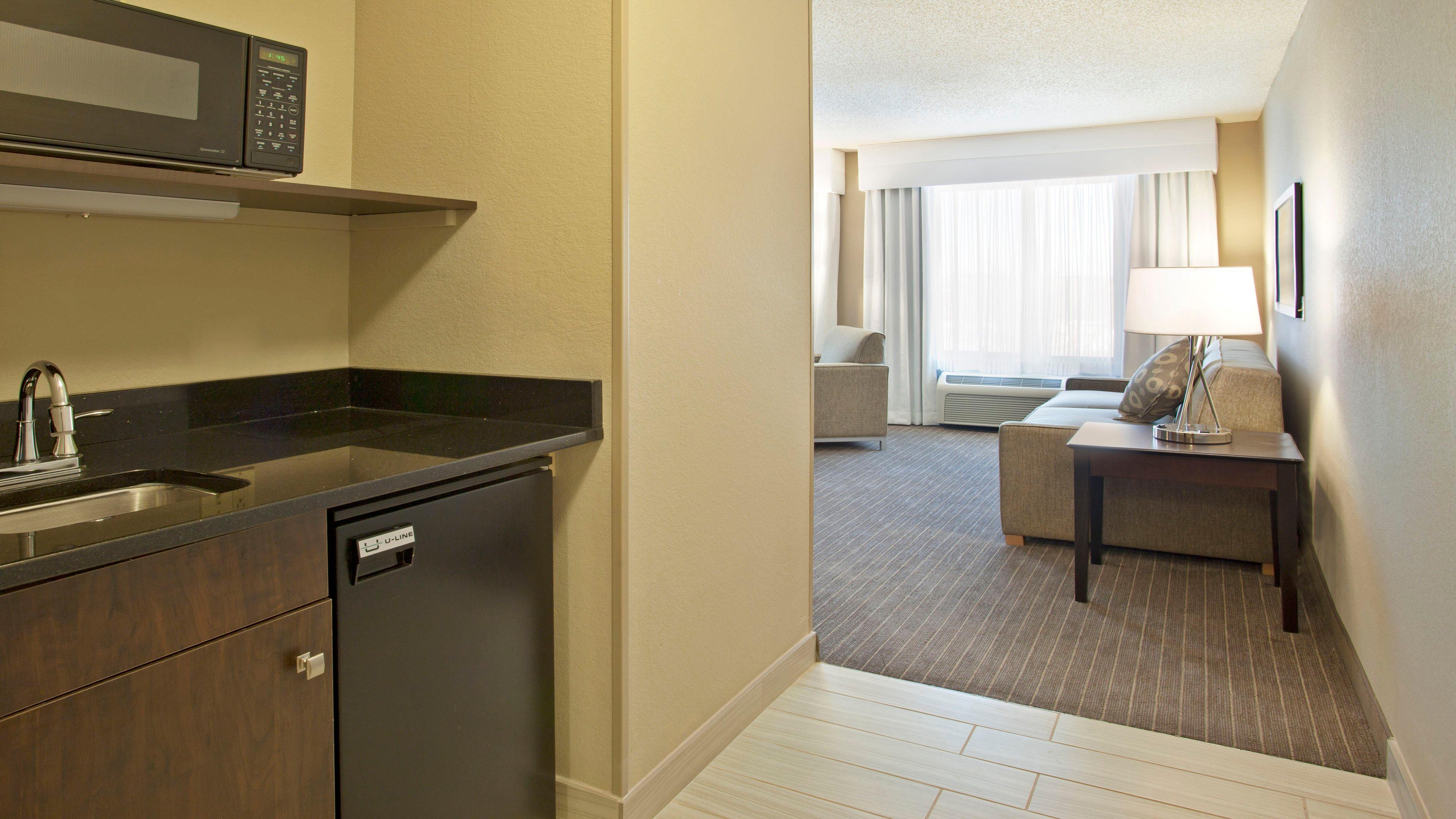 Holiday Inn Express Hotel & Suites Minneapolis - Minnetonka By Ihg Buitenkant foto